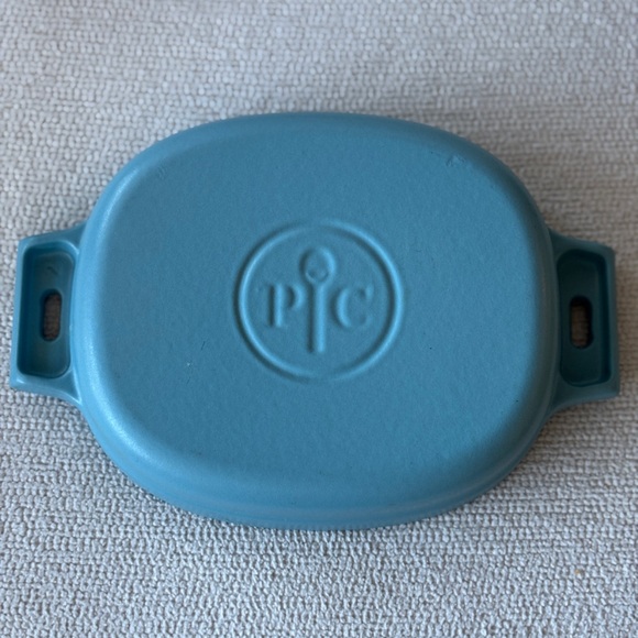 Pampered Chef Blue Enameled Cast Iron Baker 1qt - 32oz - New - Picture 4 of 8